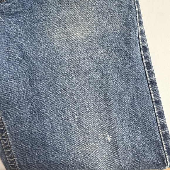 Vintage Levi’s 550 Relaxed Fit Jeans Mens 33x34 Medium Wash Blue Made In USA Y2K - Picture 8 of 16